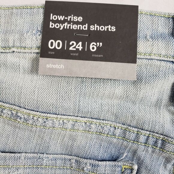 Mossimo Women Shorts Size 00 Low Rise Boyfriend Light Wash Button Fly Distressed - Picture 6 of 9